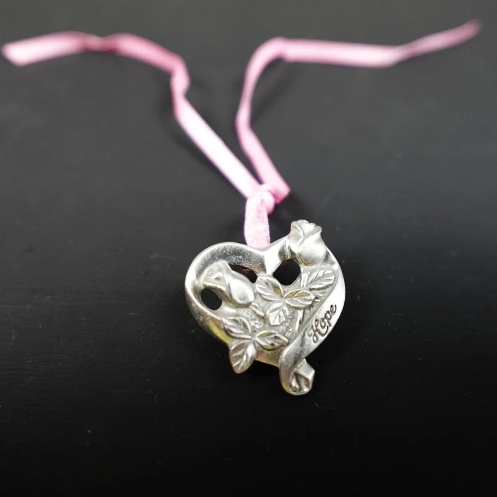 Longaberger 2003 Horizon of Hope Tie On Pin Heart Rose Silver Tone 20231